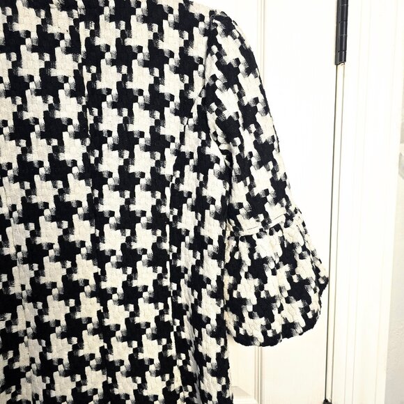 Houndstooth Coat - Size Small - Picture 7 of 9